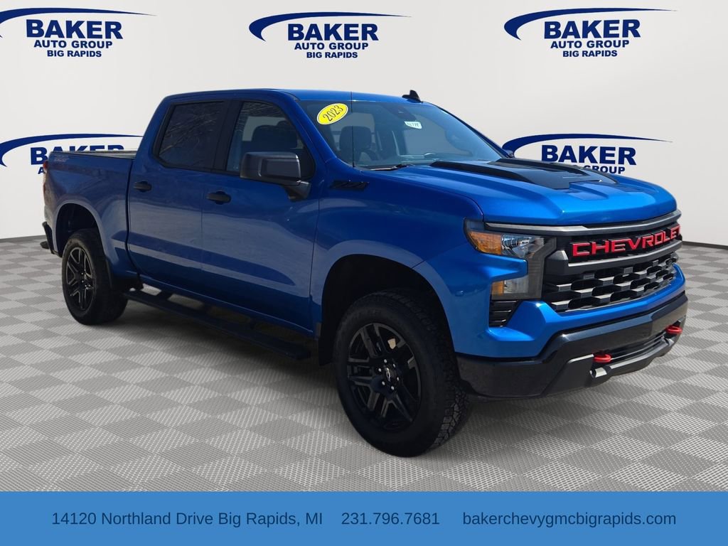 Used 2023 Chevrolet Silverado 1500 Custom Trail Boss w/ LPO, Dark Essentials Package image 1