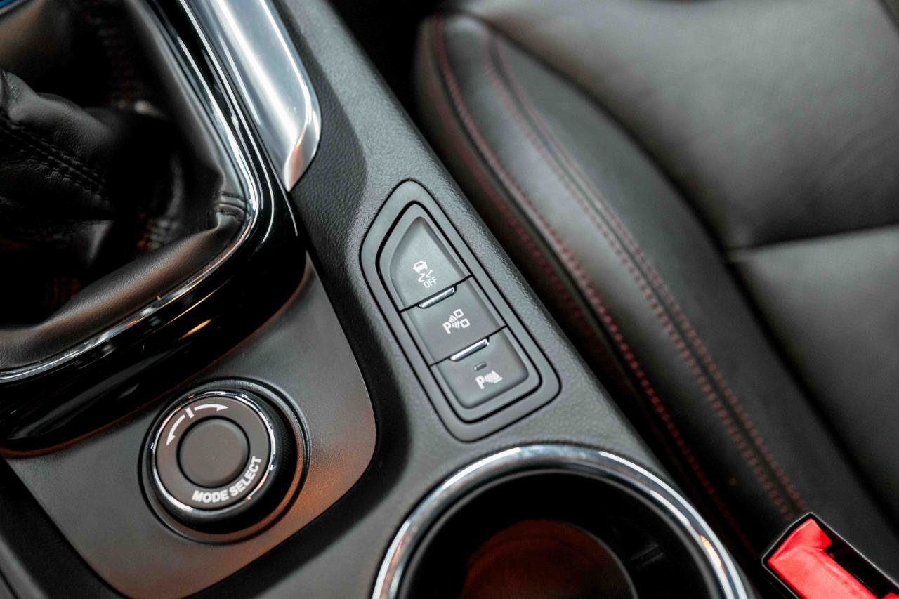 Used 2015 Chevrolet SS RWD image 54
