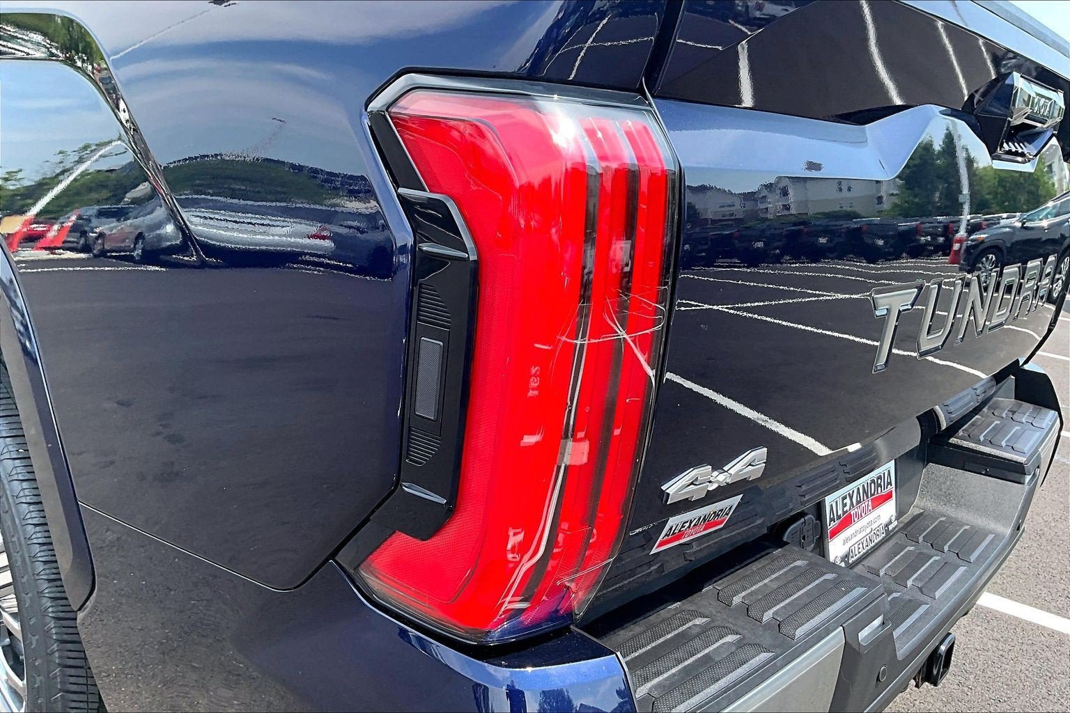 Used 2022 Toyota Tundra Capstone AWD/4WD image 28
