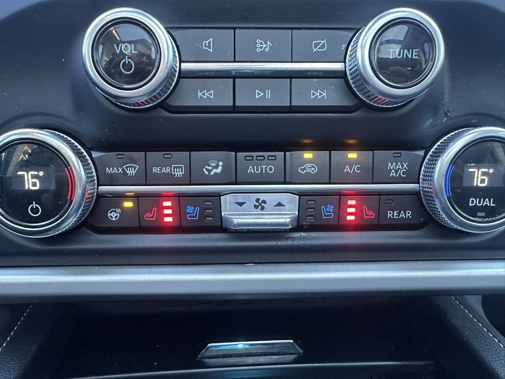 Used 2023 Ford Expedition XLT image 14