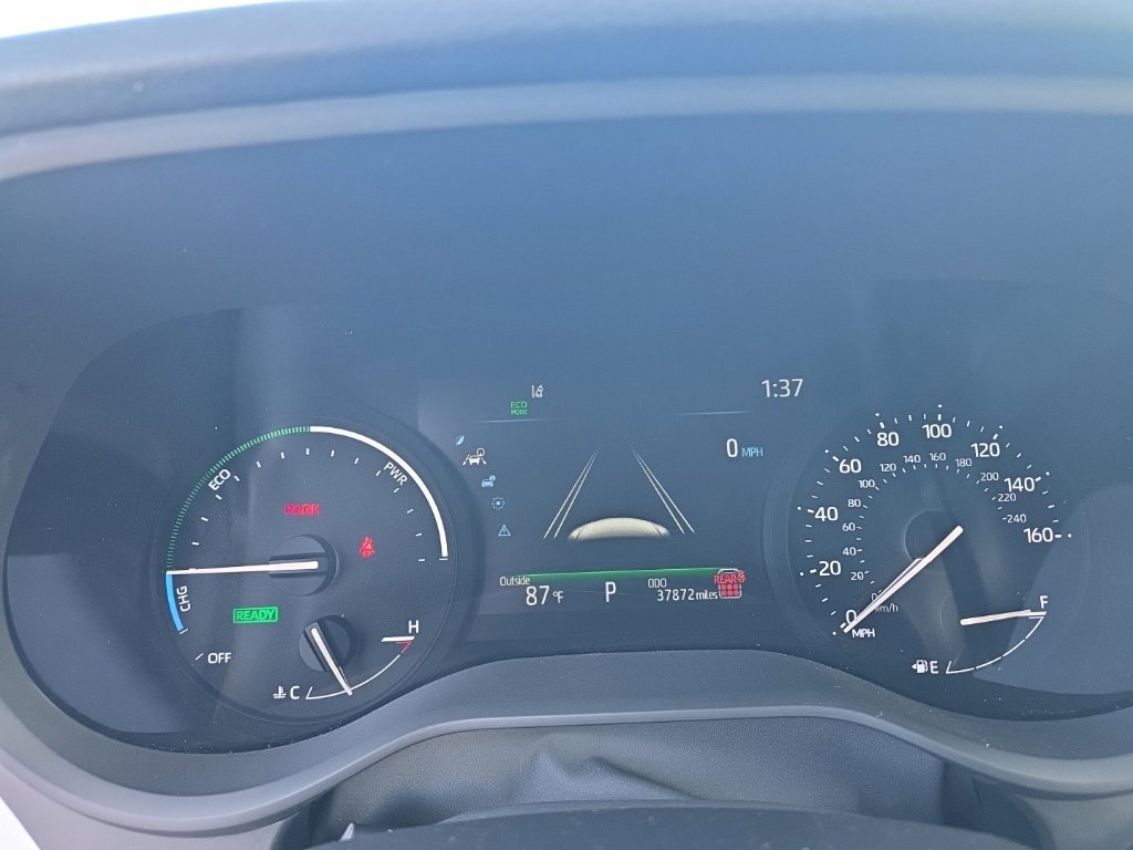 Certified 2025 Toyota Sienna LE FWD image 20
