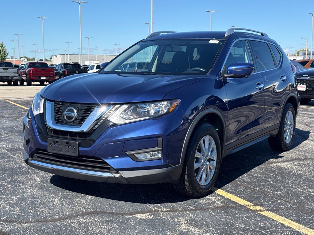 Used 2018 Nissan Rogue SV w/ Premium Package AWD/4WD image 2
