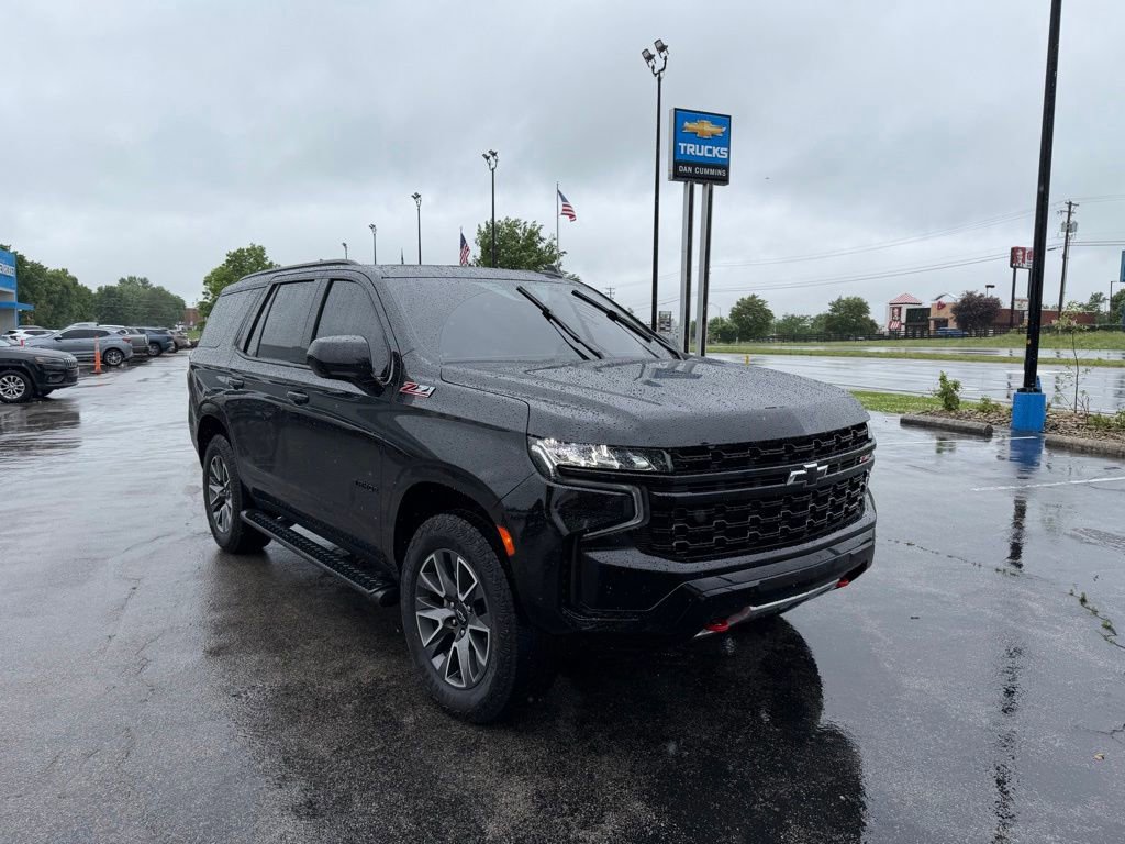 Used 2024 Chevrolet Tahoe Z71 AWD/4WD image 2