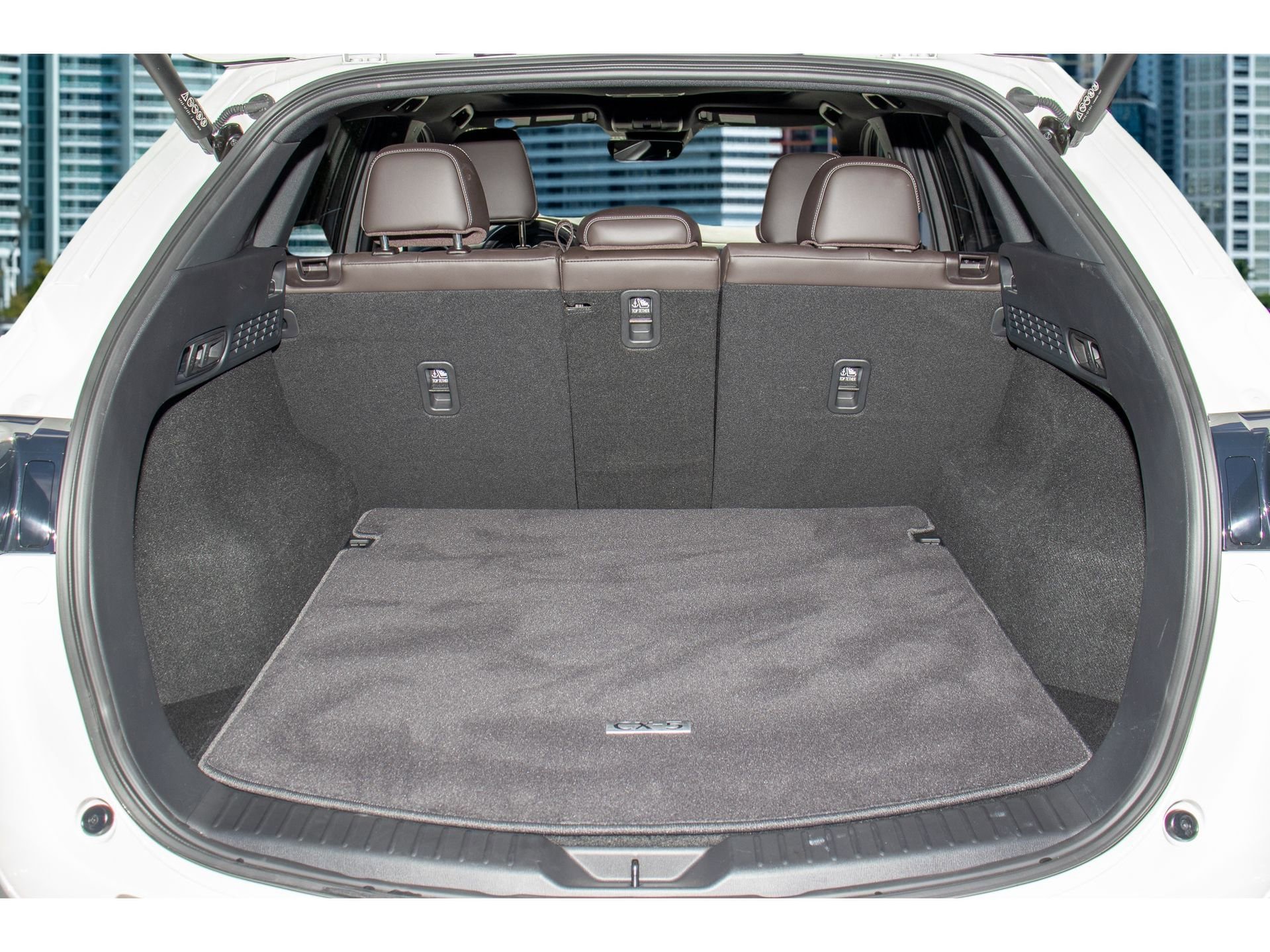 Used 2025 MAZDA CX-5 Signature image 9