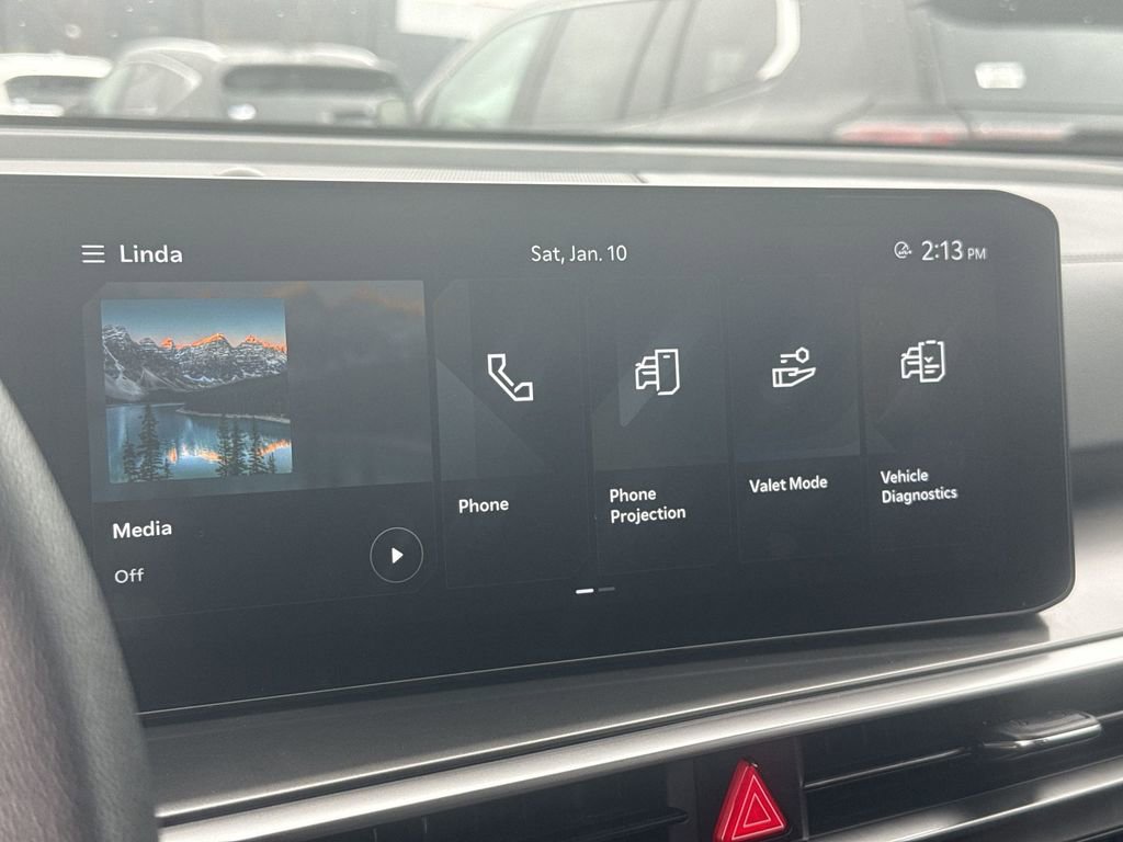 Used 2025 Kia Sorento LX image 16