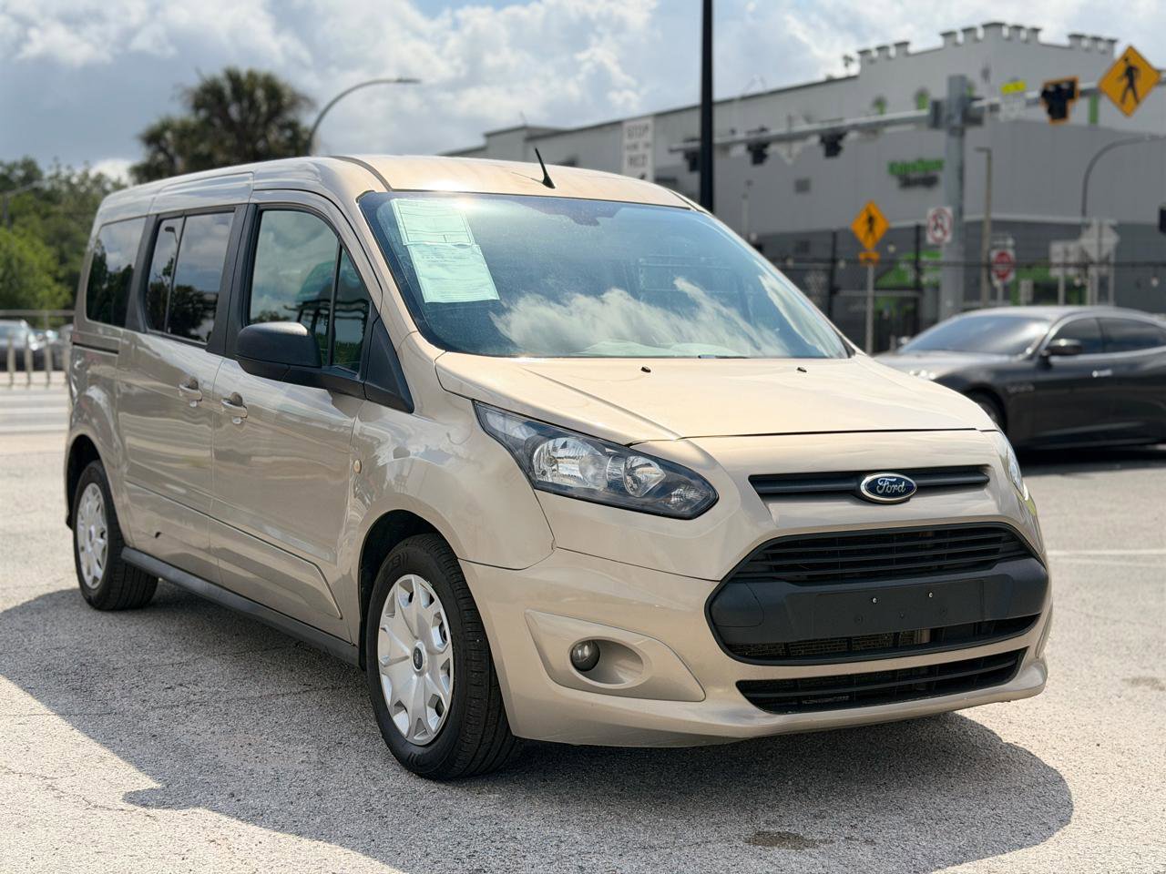 Used 2014 Ford Transit Connect XLT image 7