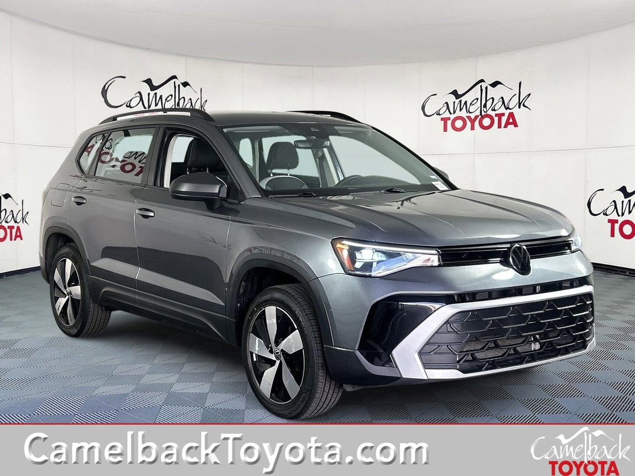 Used 2025 Volkswagen Taos S AWD/4WD image 1