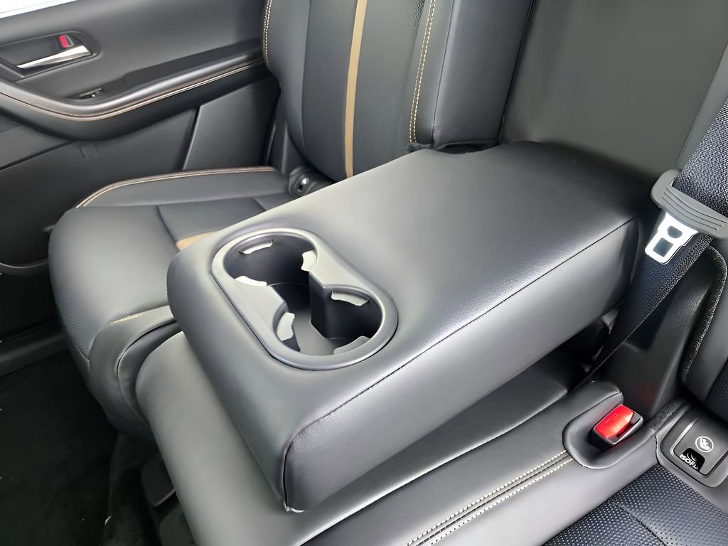 Used 2025 MAZDA CX-70 Plug-In Hybrid w/ Premium Plus image 23