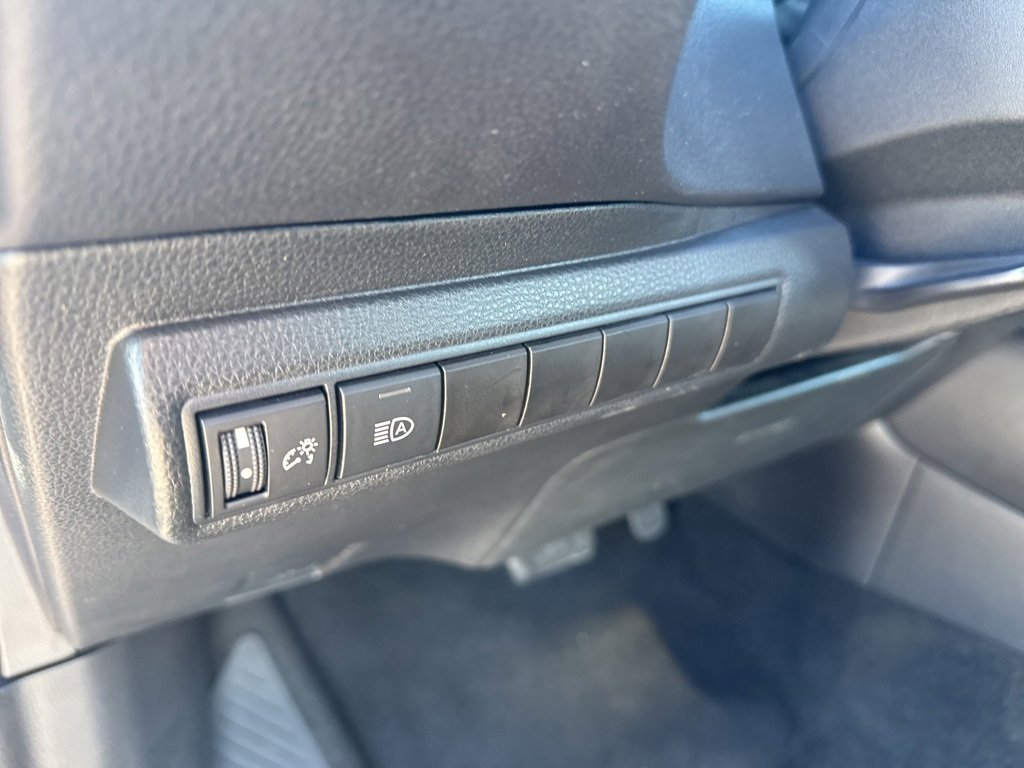 Used 2024 Toyota Corolla LE image 10
