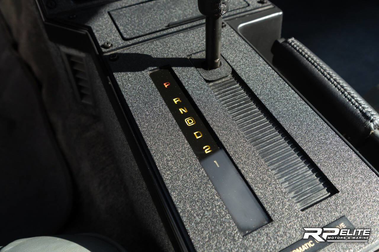 Used 1991 Chevrolet Camaro Z28 RWD image 78
