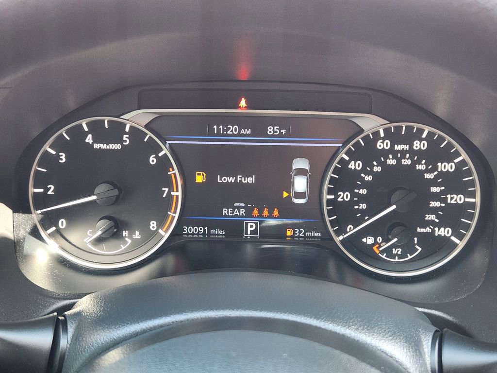 Used 2023 Nissan Altima 2.5 SV AWD/4WD image 12