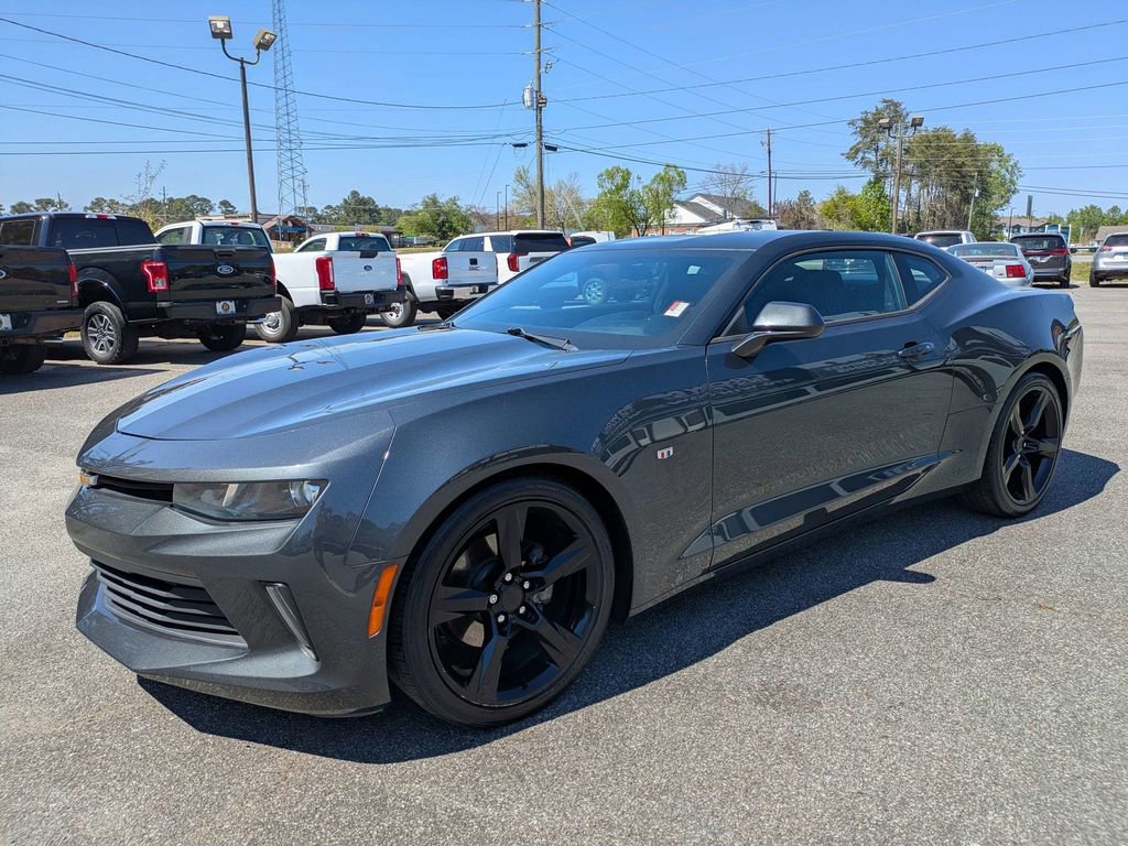 Used 2018 Chevrolet Camaro LT w/ Technology Package image 8