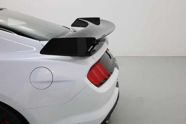 Used 2021 Ford Mustang Shelby GT500 w/ Carbon Fiber Track Pack RWD image 57