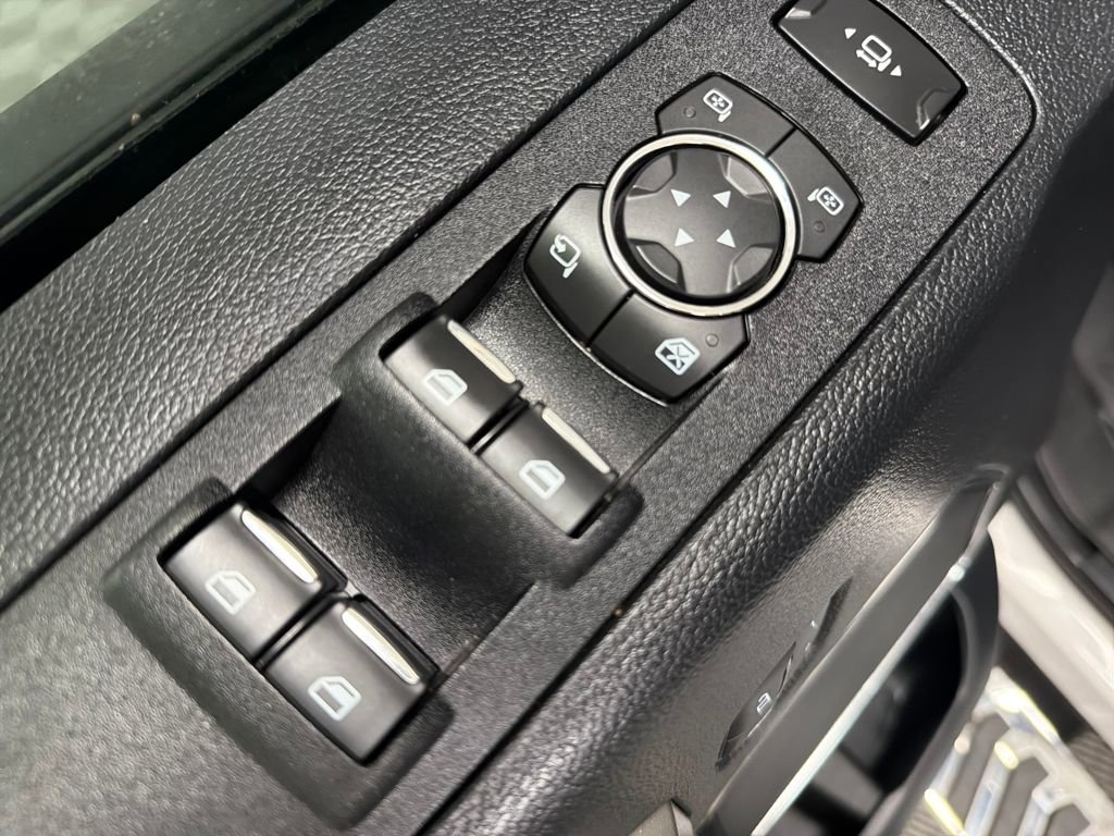 Used 2019 Ford F250 Lariat w/ Lariat Ultimate Package image 17