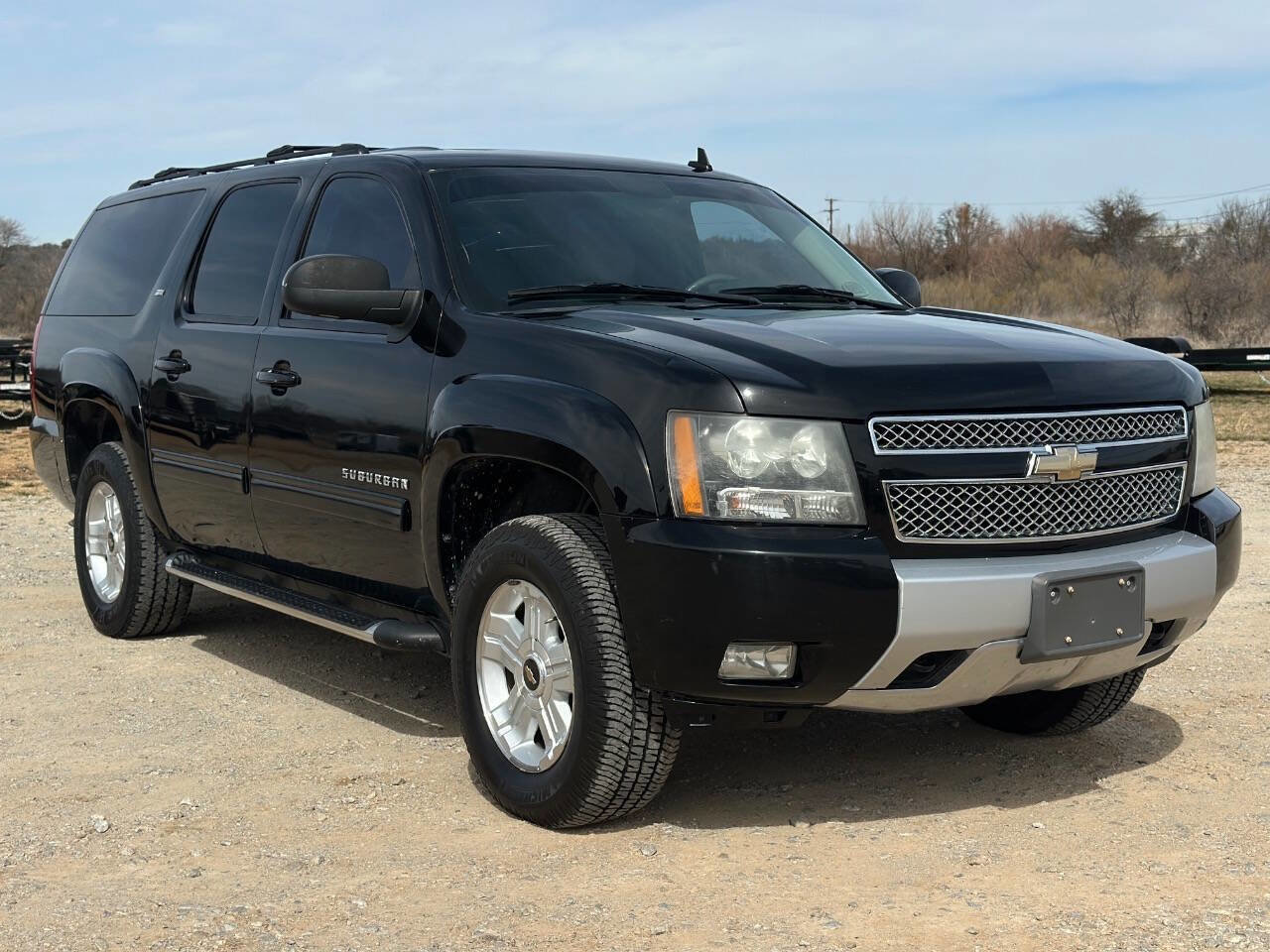 Used 2009 Chevrolet Suburban LT w/ Luxury Package image 8