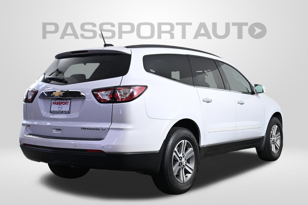 Used 2016 Chevrolet Traverse LT w/ Traveler's Package AWD/4WD image 8