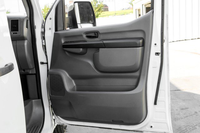 Used 2020 Nissan NV 2500 SV image 34