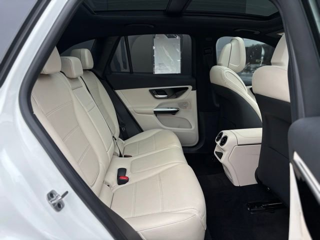 Used 2026 Mercedes-Benz GLC 300 4MATIC image 41