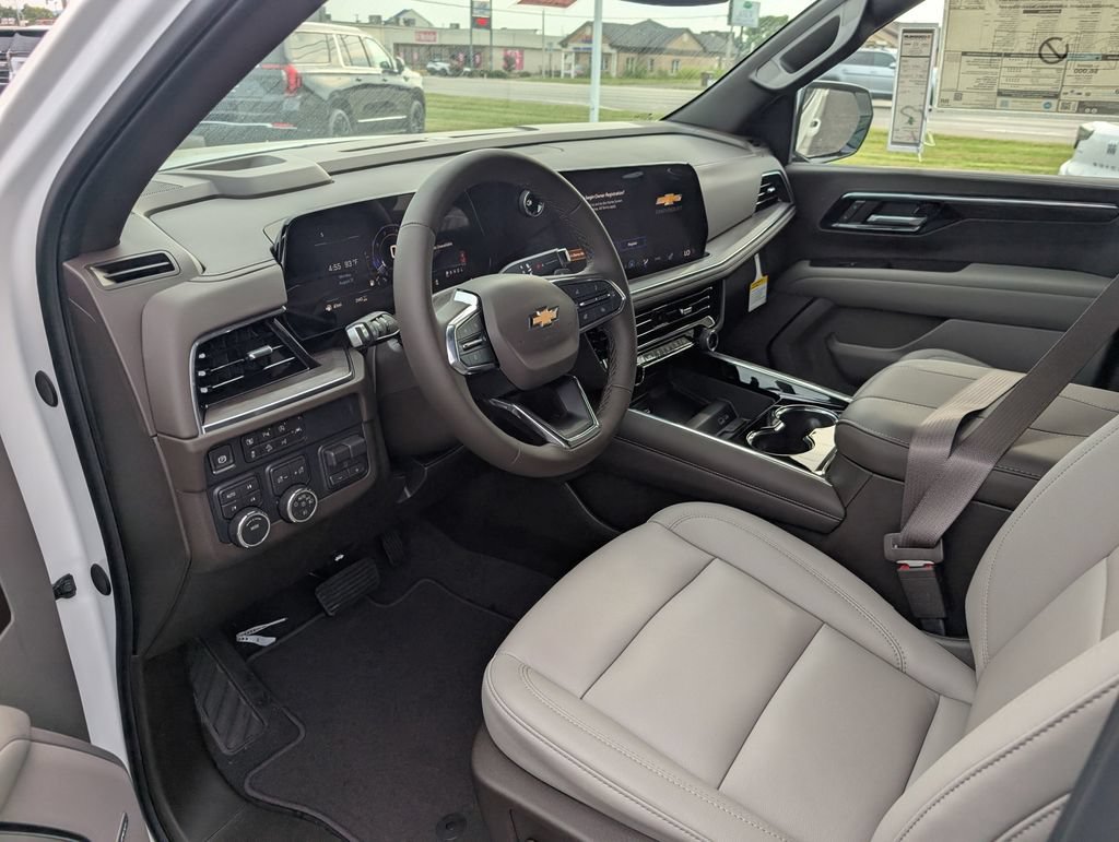 New 2026 Chevrolet Tahoe LT w/ Comfort Package AWD/4WD image 17