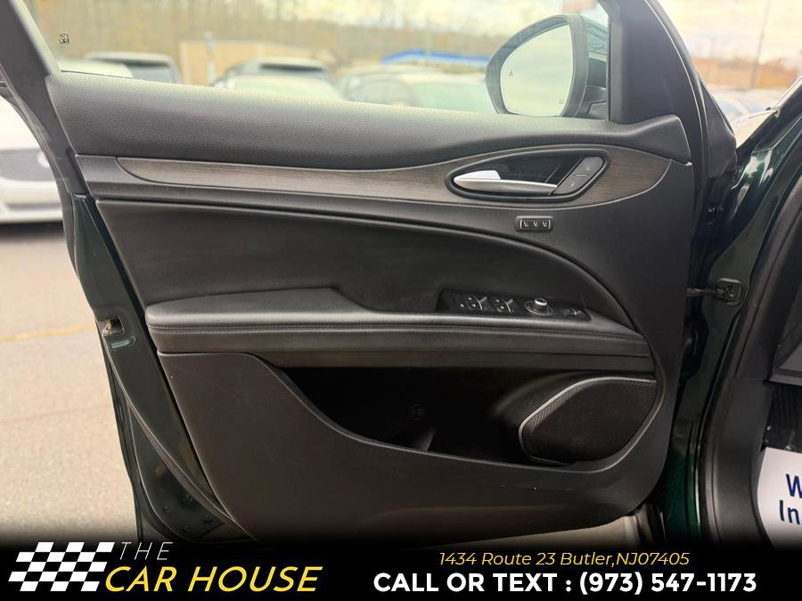 Used 2019 Alfa Romeo Stelvio Ti image 14