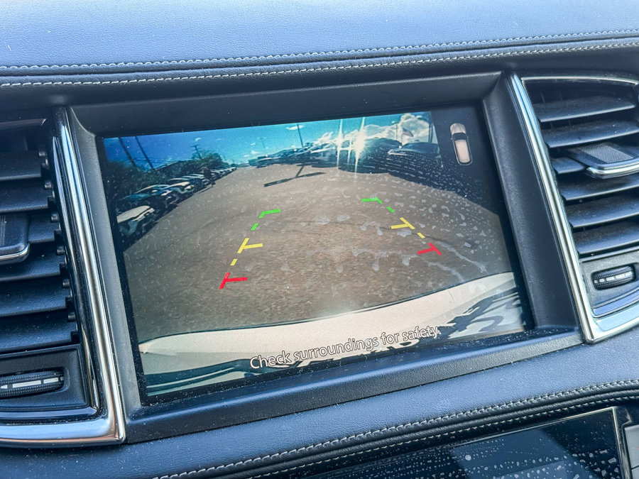 Used 2023 INFINITI QX50 Luxe FWD image 18
