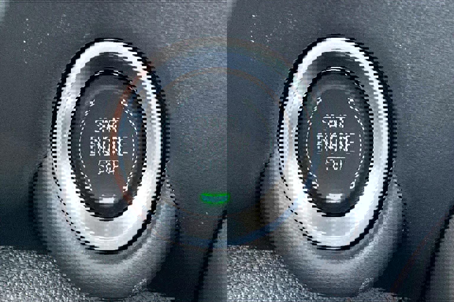 Used 2025 Chevrolet Tahoe RST w/ Comfort Package AWD/4WD image 32