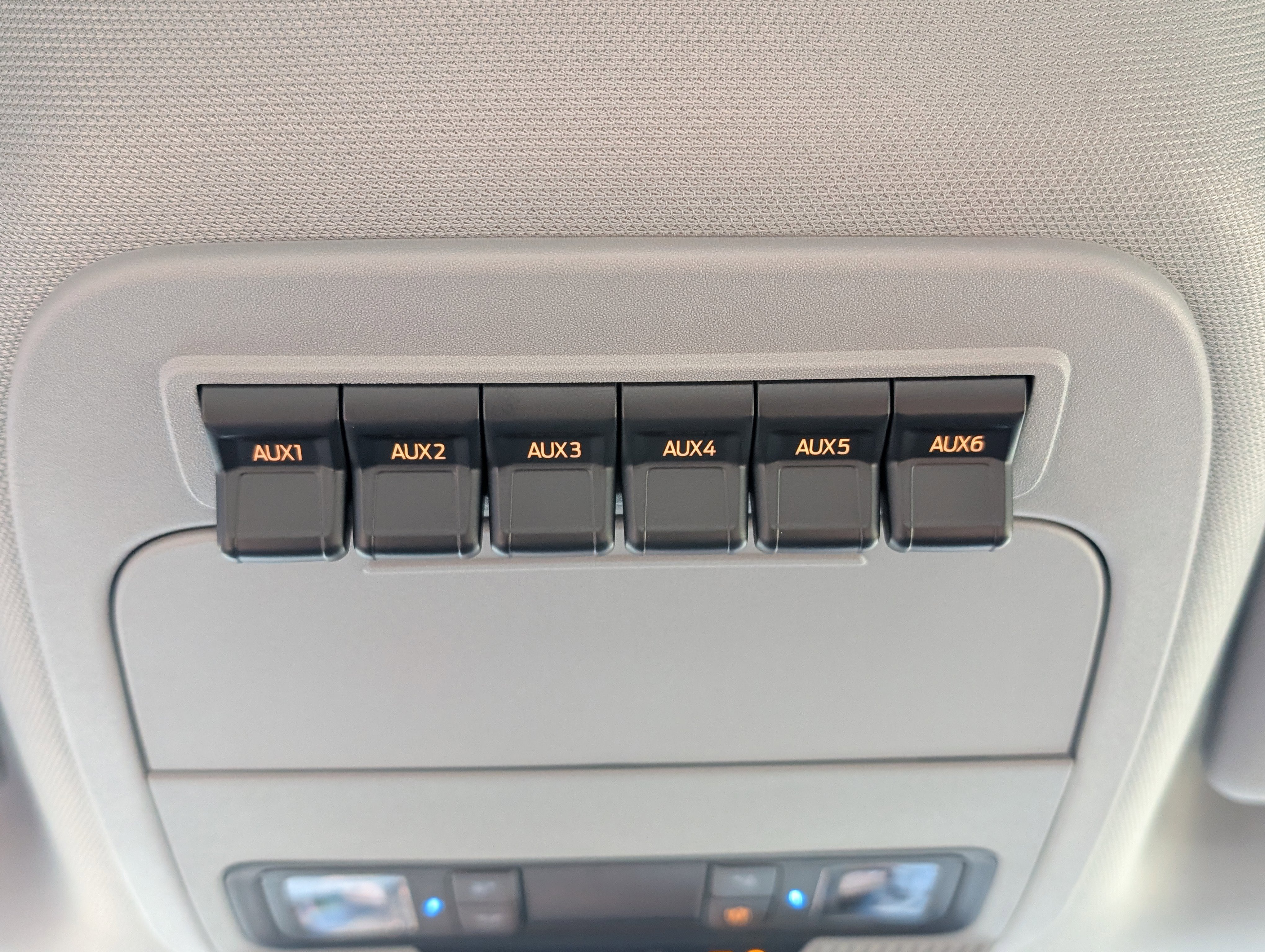 New 2026 Ford F250 XL w/ XL Chrome Package image 23