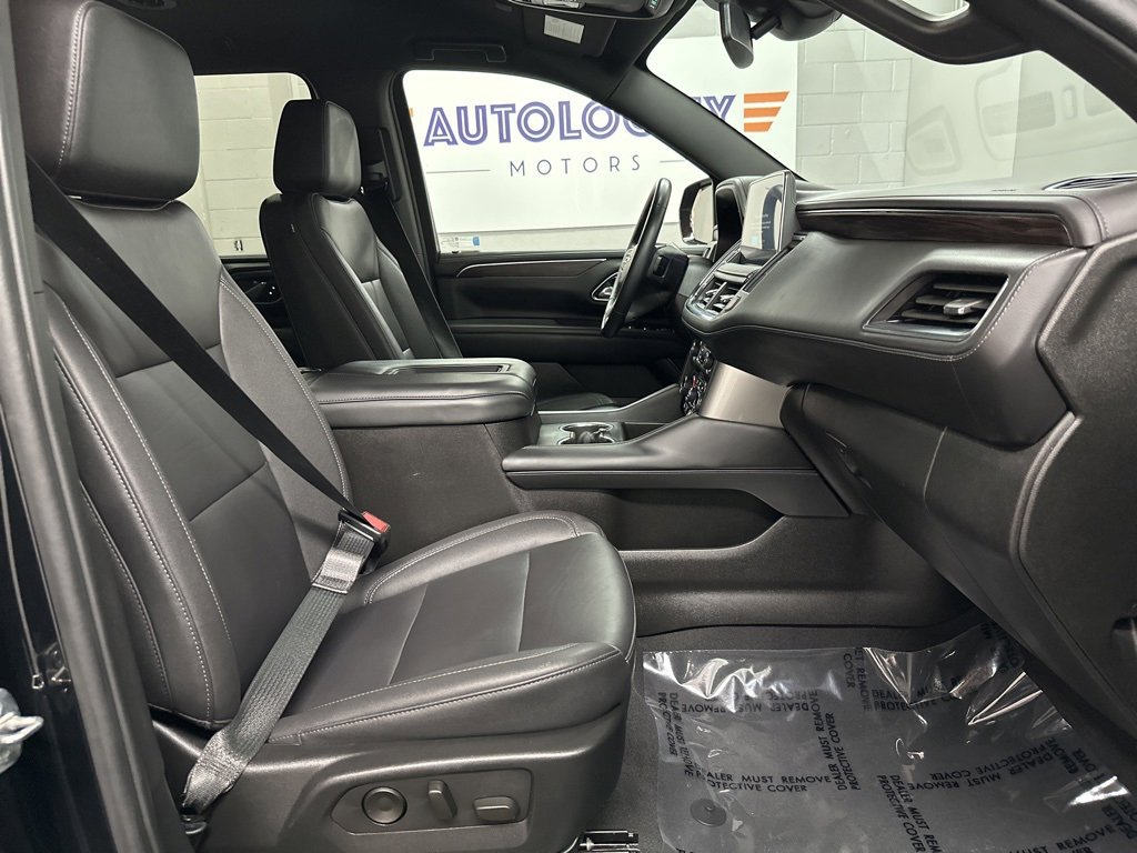 Used 2024 Chevrolet Suburban LT image 21