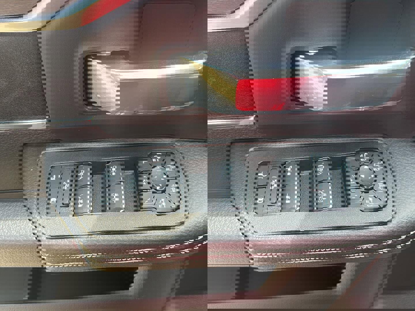 New 2026 RAM 2500 Laramie w/ Sport Appearance Package image 10