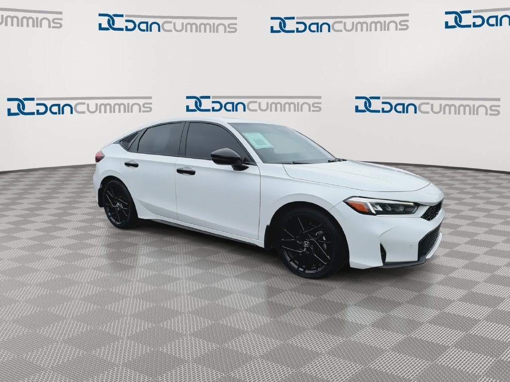 Used 2025 Honda Civic Sport Touring image 2