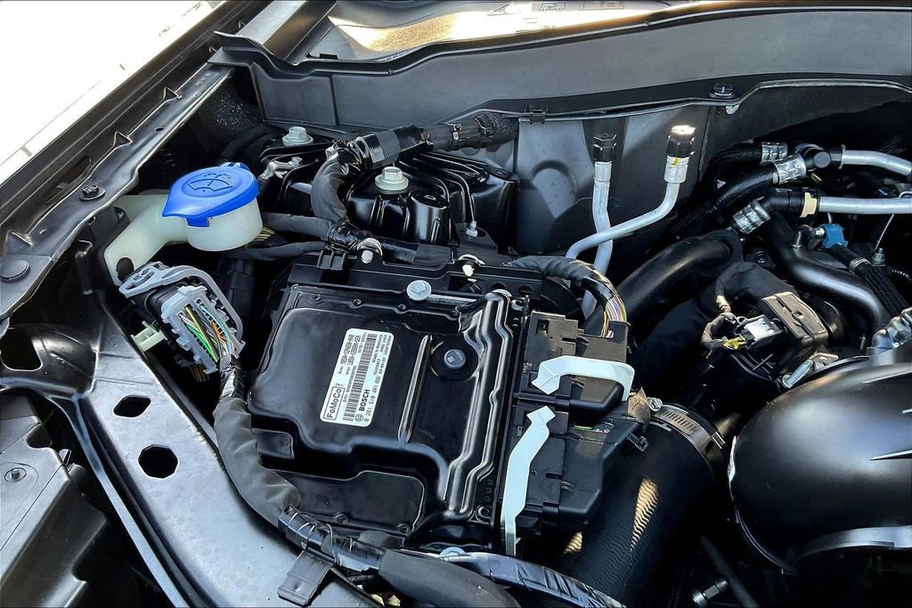 Used 2023 Ford Explorer XLT w/ Equipment Group 202A image 32