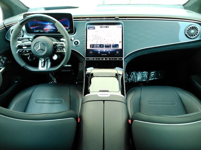 Used 2023 Mercedes-Benz EQE AMG 4MATIC Sedan image 3