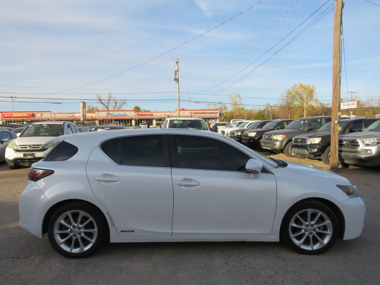 Used 2011 Lexus CT 200h image 6