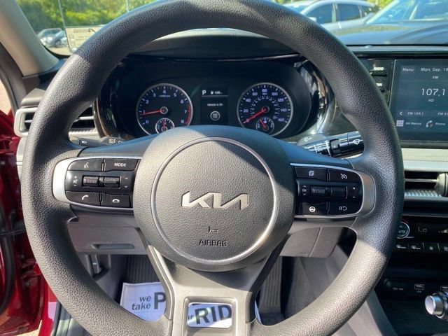 Used 2022 Kia K5 LXS FWD image 11