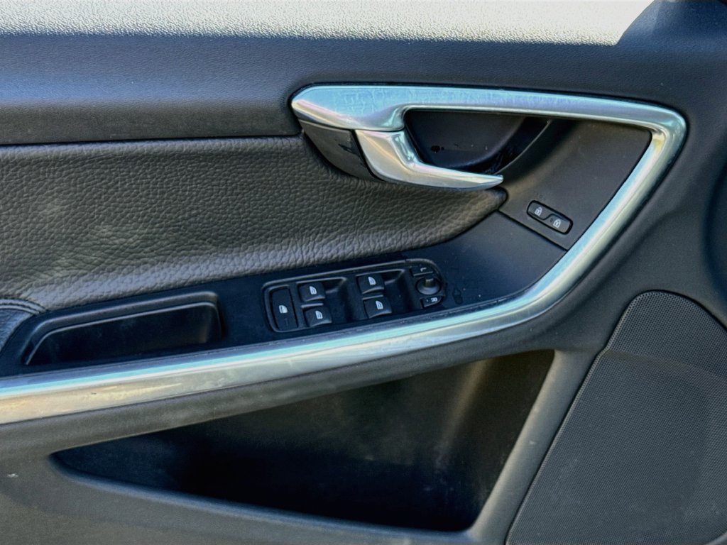 Used 2012 Volvo S60 T5 FWD image 20