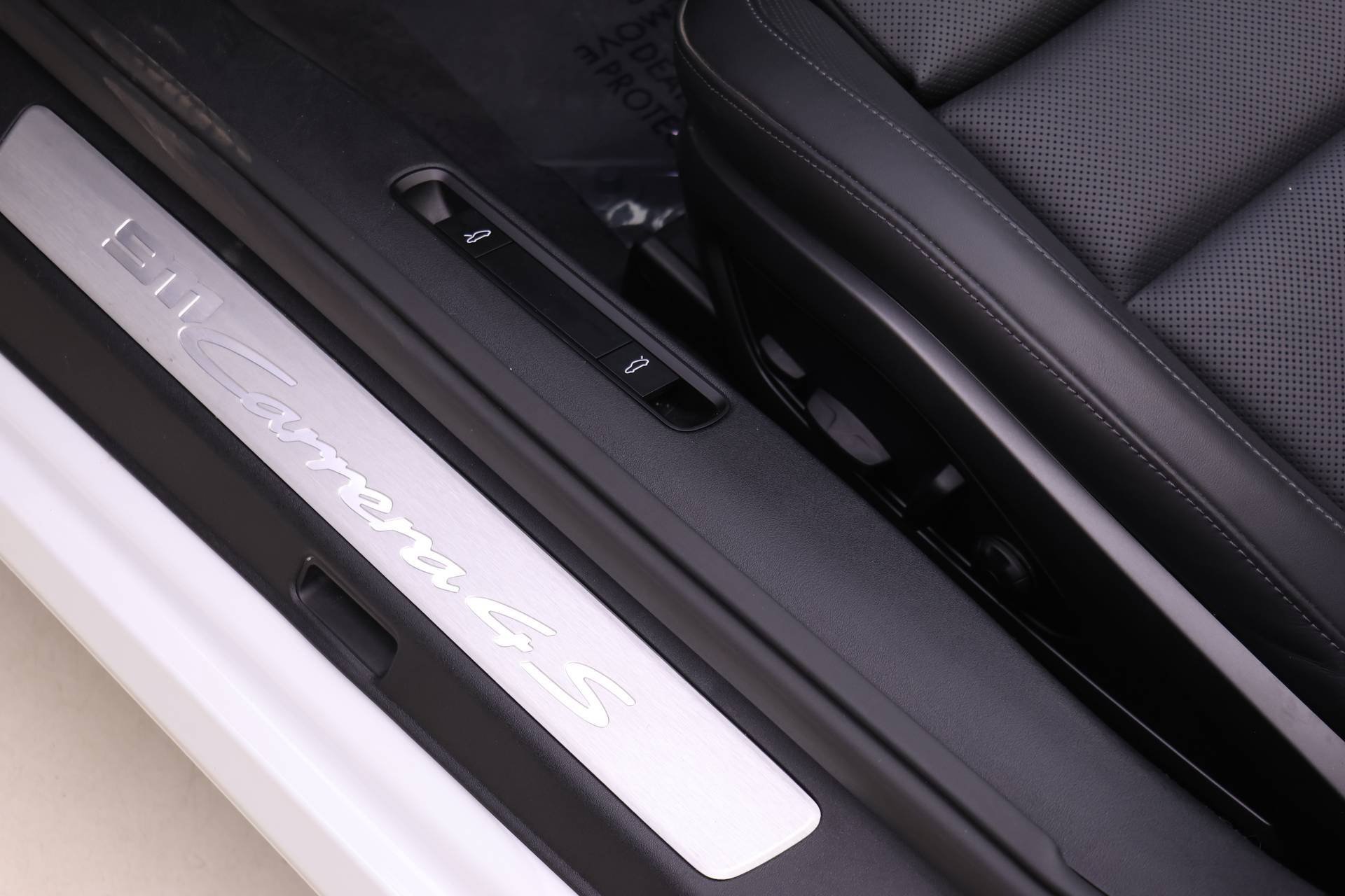 Certified 2023 Porsche 911 Carrera 4S image 23