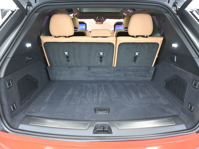 Used 2026 Cadillac Escalade IQ Sport 2 w/ LPO, ONYX Package image 50