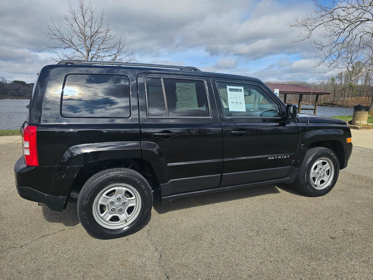 Used 2016 Jeep Patriot Sport w/ Power Value Group FWD image 5