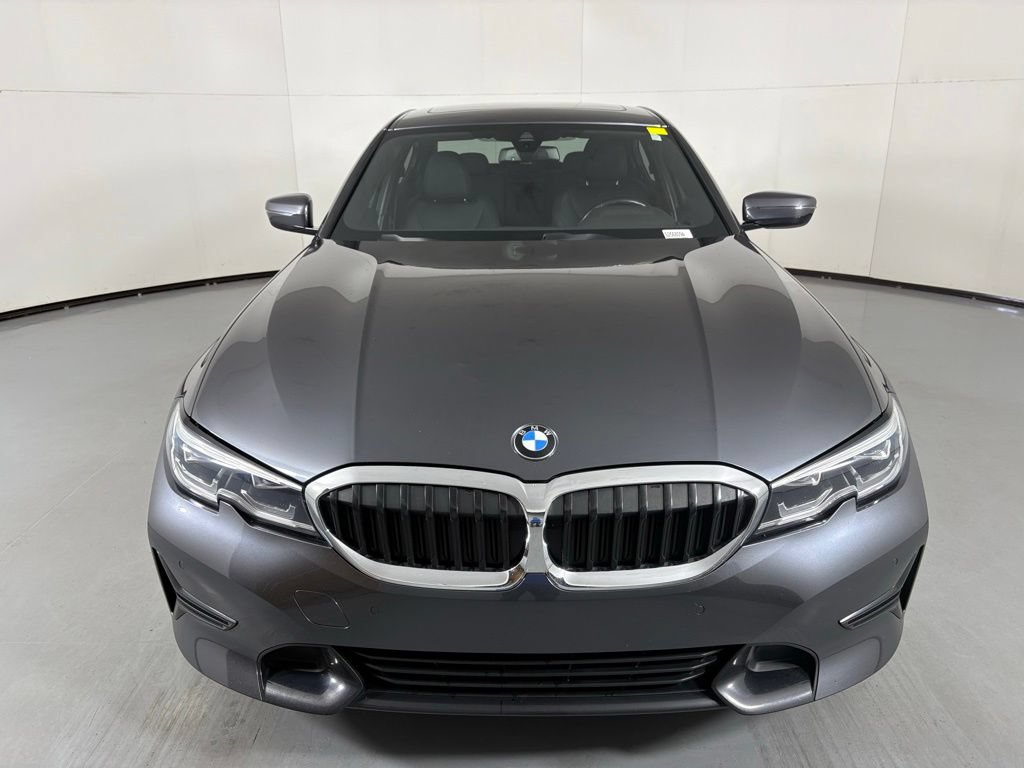 Used 2021 BMW 330i Sedan w/ Convenience Package RWD image 3