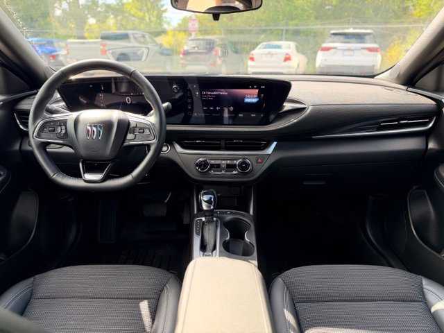 Used 2024 Buick Envista Preferred w/ Convenience I Package FWD image 21