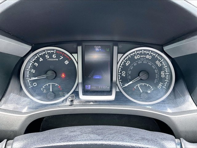Used 2020 Toyota Tacoma SR5 RWD image 22