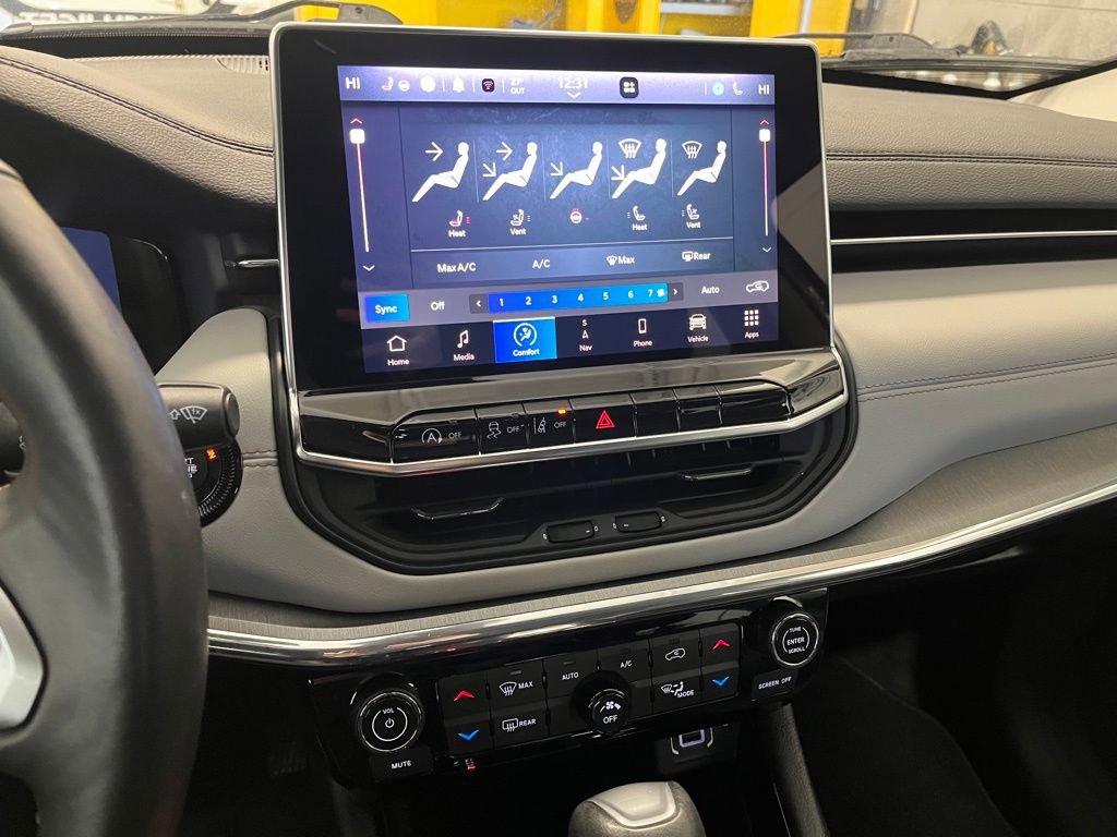 Used 2022 Jeep Compass Limited w/ Elite Group image 21