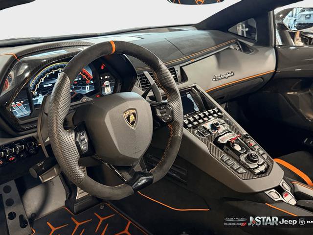 Used 2021 Lamborghini Aventador SVJ AWD/4WD image 11