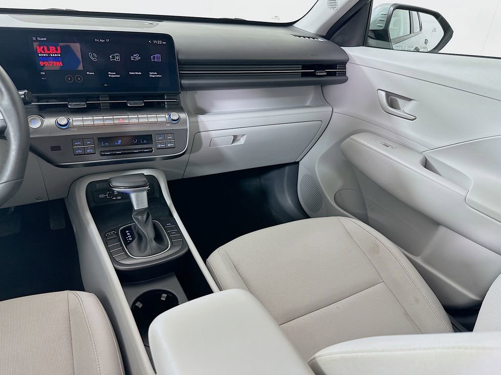 Certified 2025 Hyundai Kona SEL image 22
