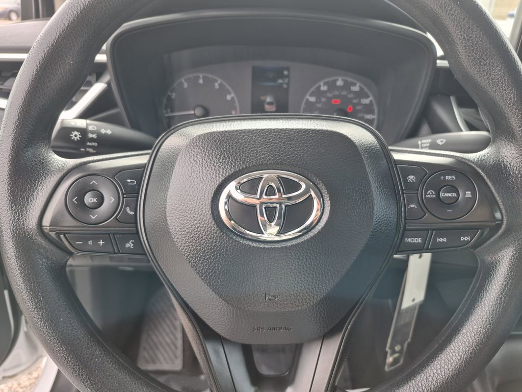 Used 2024 Toyota Corolla LE image 19