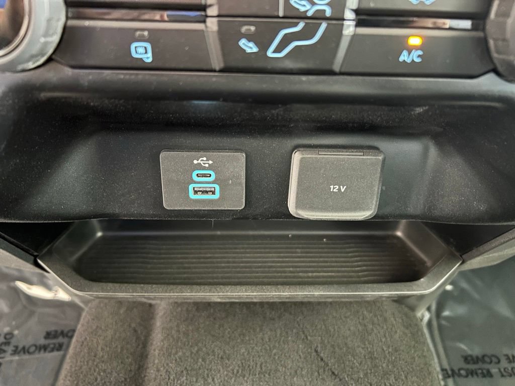 Used 2025 Ford F350 XLT AWD/4WD image 45