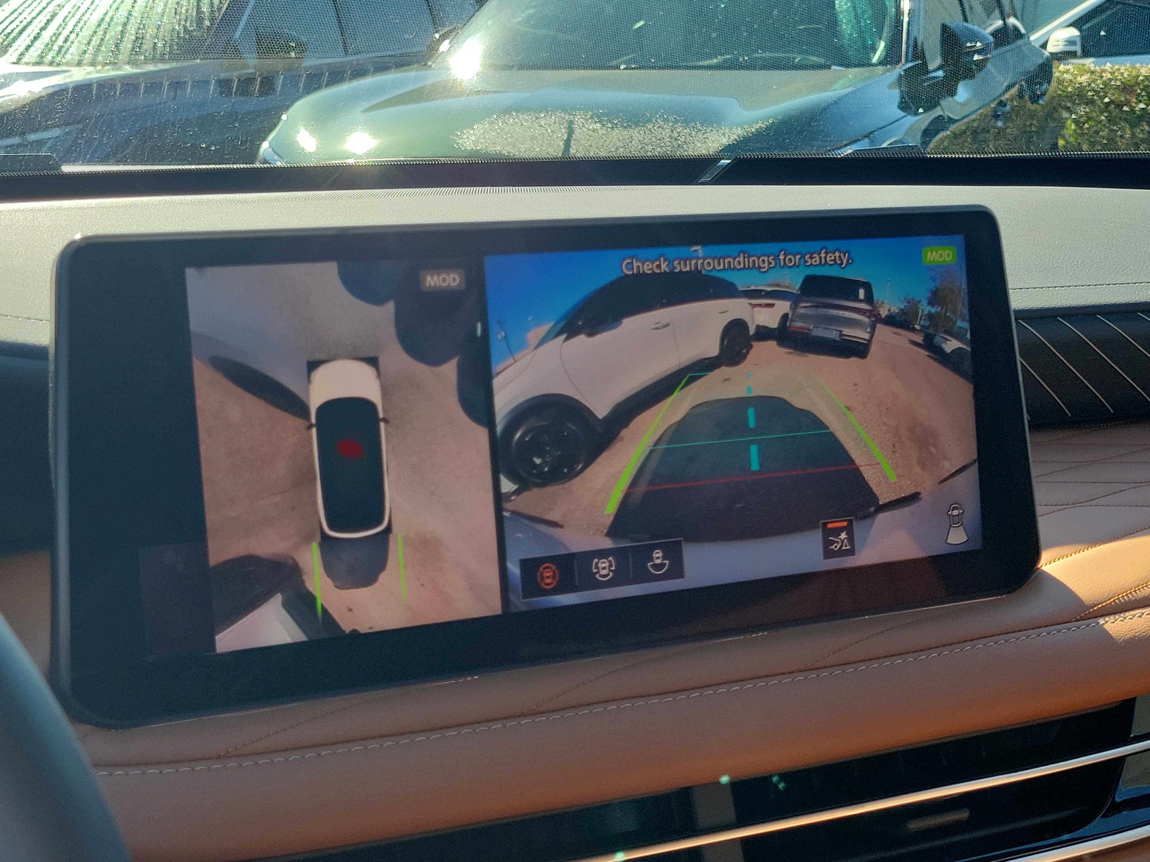 New 2026 INFINITI QX60 Autograph w/ Dark Cargo Package image 16