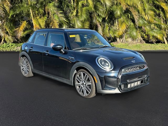 Used 2022 MINI Cooper S image 4