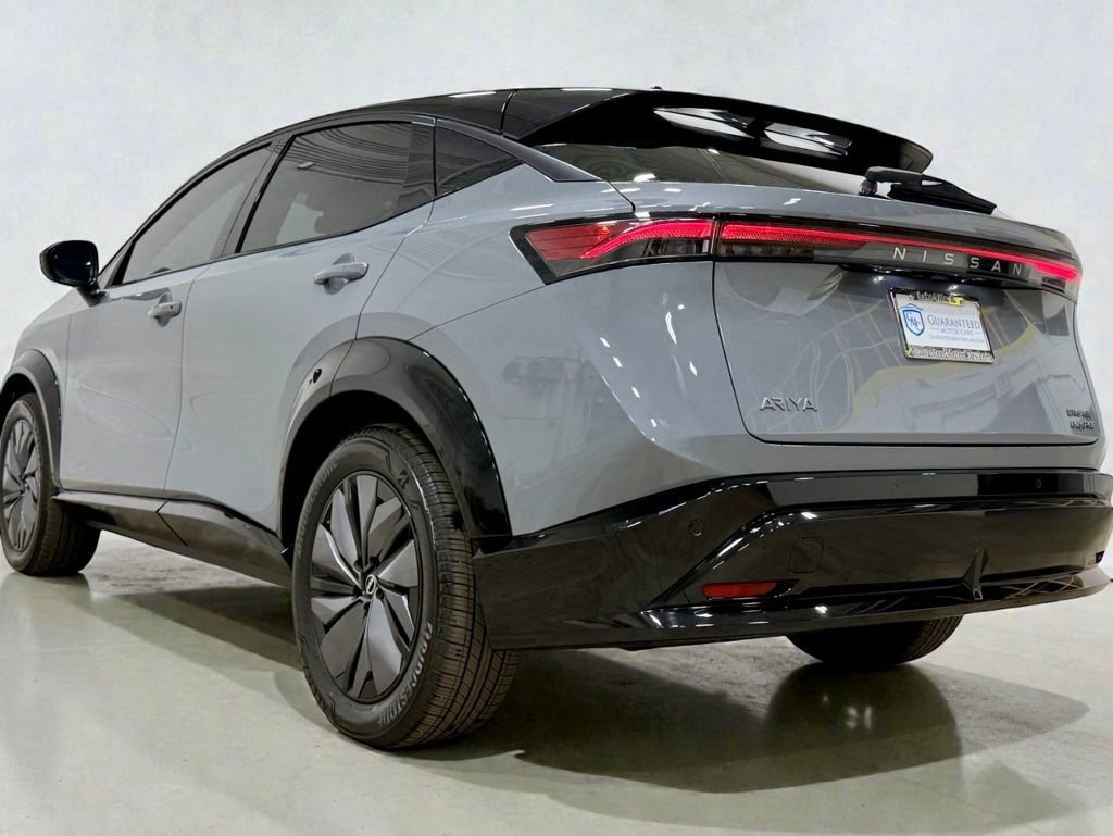 Used 2023 Nissan Ariya AWD image 12