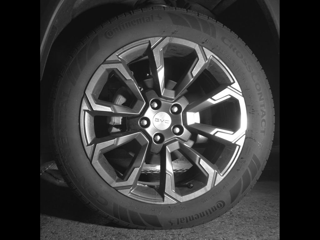 Certified 2026 GMC Terrain Elevation w/ Elevation Premium Package AWD/4WD image 27